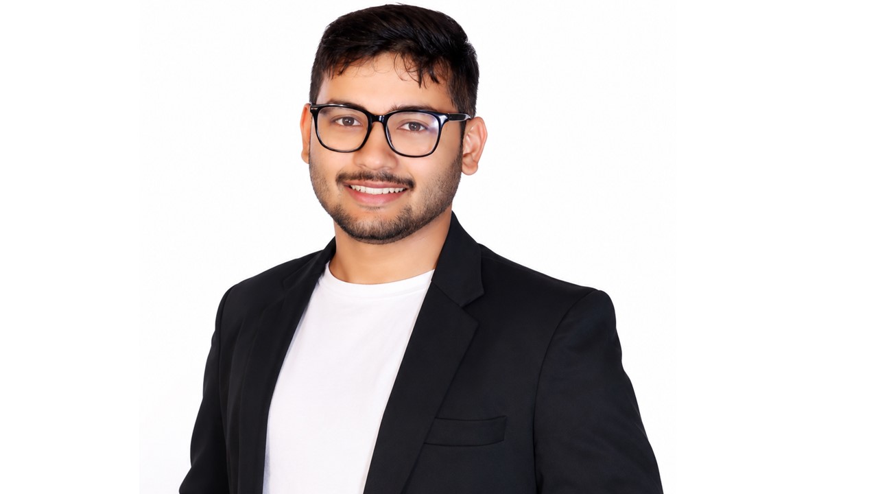 Portrait of the Treasurer of GuruCool Study Zone