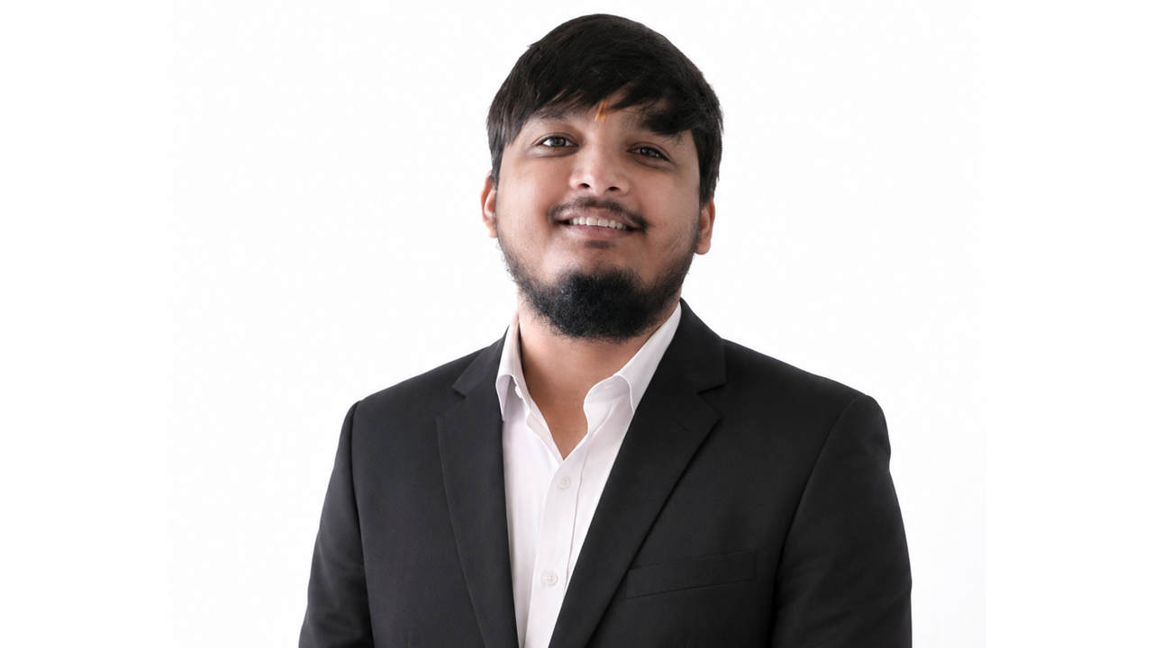 Portrait of the General Secretary of GuruCool Study Zone